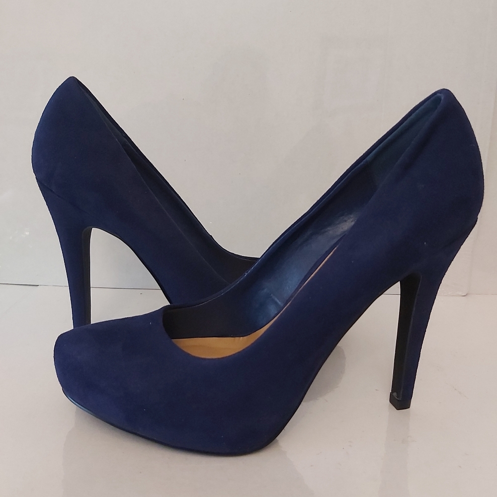 Le Chateau Purple Heels